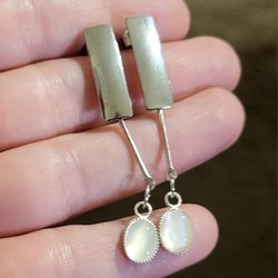 Natural Oval Moonstone Silver Earrings NOMSE