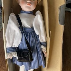 A Connoisseur Collection Doll From Seymour Mann