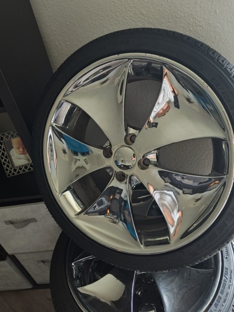 18" Niche Chrome Wheels With New Falken Tires!!!
