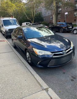 2015 Toyota Camry Hybrid