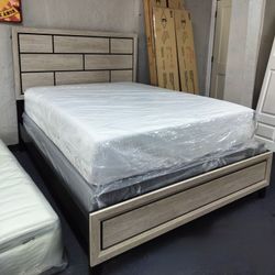 Queen Size Bed 