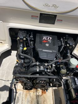 2003 Sea ray 225 Weekender