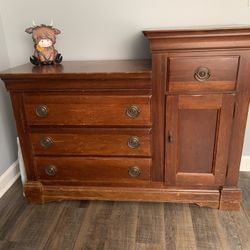 Bassett Baby Changing Dresser