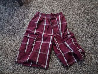 Shaka wear shorts size small