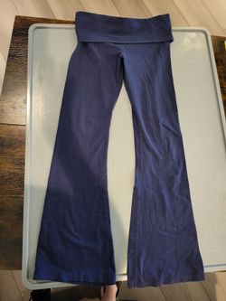 🩵 Victoria's Secret Fold-Over Yoga Pants – Navy – Medium 🩵