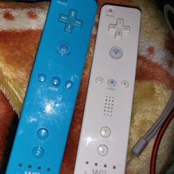 2 Original Motion Plus Nintendo Wii Controllers  Working Perfectly 