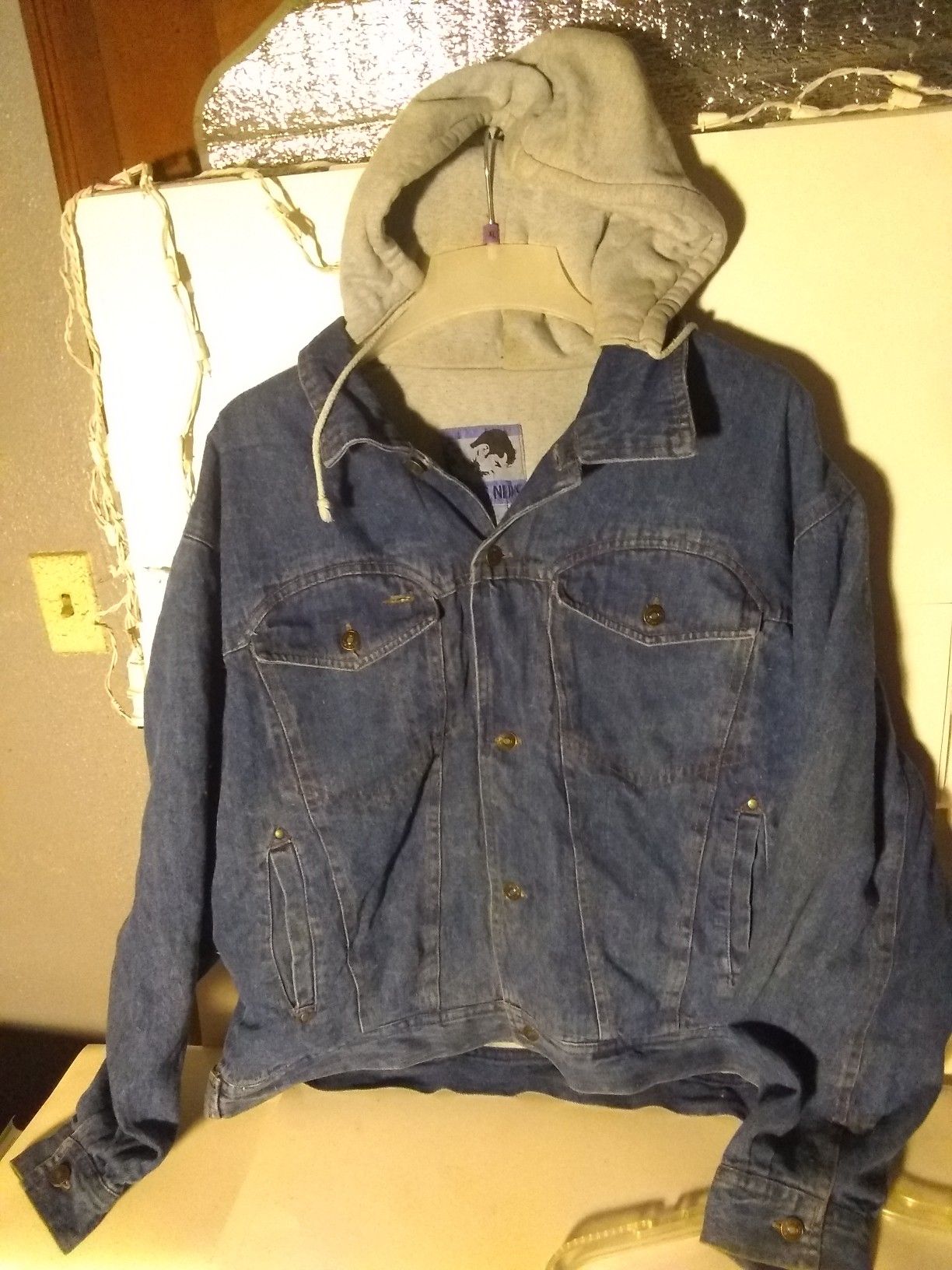 2XL Vintage original 100% cotton inside and hoodie denim jacket By Today's News