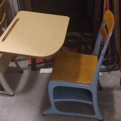 Toddler Desk N Chair Study 