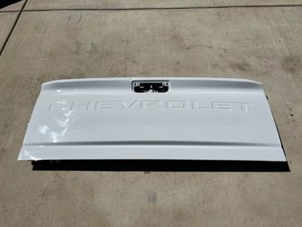 Chevy Silverado Tailgate