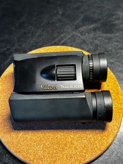 Nikon Trailblazer 10x25 Binoculars