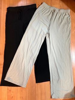 Lot of 2 Women's Wide Leg Lounge Pants Large Ribbed Light Sage Green & Black Drawstring