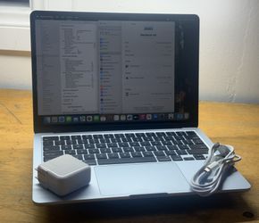 MacBook Air M4 13" 16GB RAM %100 Battery Health ~ Apple Care & Warranty