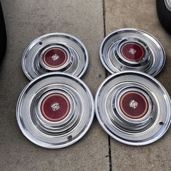 Cadillac hubcaps