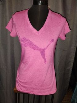 Woman's PUMA shirt size M