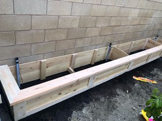 Beautiful privacy wall Frame Planter Box Garden Bed Outdoor Design cedar redwood AC pool equipment cover