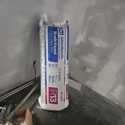 Insulation R13  Jhons Manville 106.56 Sq Ft
