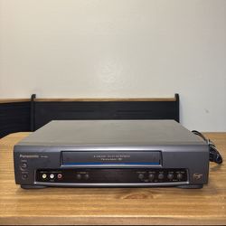 Panasonic VCR VHS Player PV-7451 Blue Line 4-Head Omnivision (No Remote) TESTED