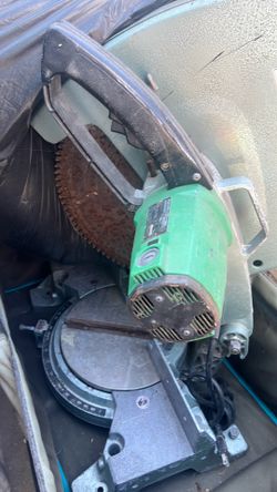 Hitachi saw