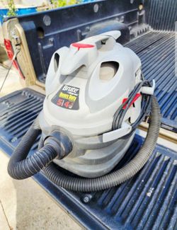 Brute Heavy Duty Shop Vac