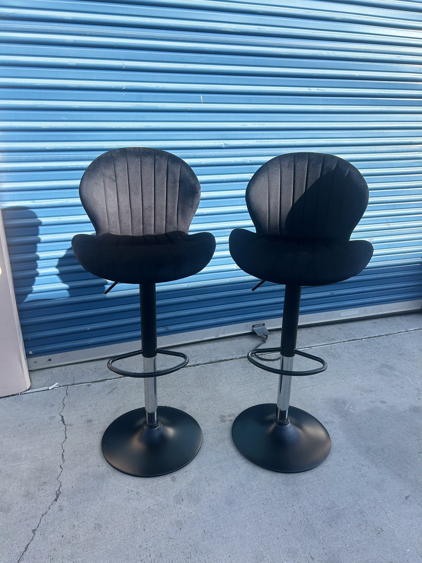 Set of 2 Black Bar Stools – NEW Gas Lifts Installed, Fully Assembled