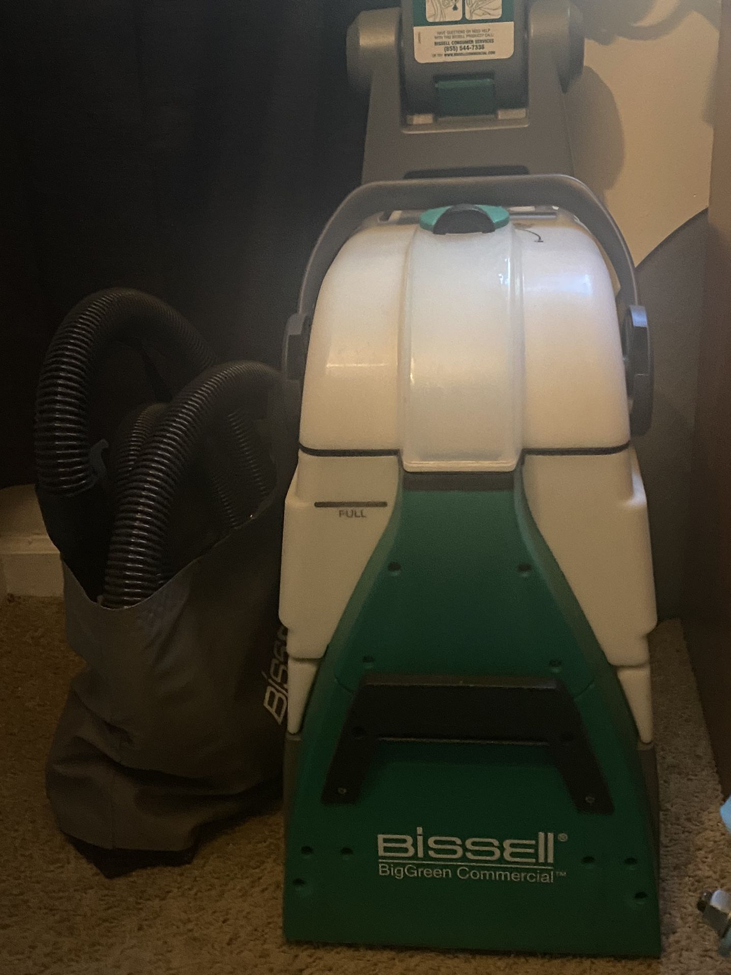 Carpet cleaner