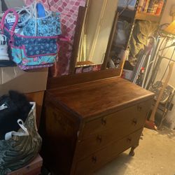 Antique Queen Ann 3 Drawers 3 Mirrors Dresser