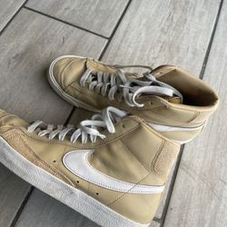 Nike High Top