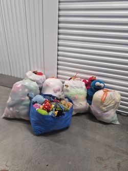 Bulk plush over 120+ items