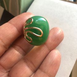 Apple green color jade cabochon Ring size 10