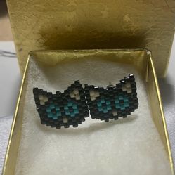 Cat Earrings $8