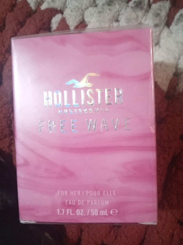 Hollister Free Wave Perfume 