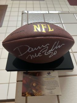 Darren McFadden Oakland Raiders autographed football with case and COA