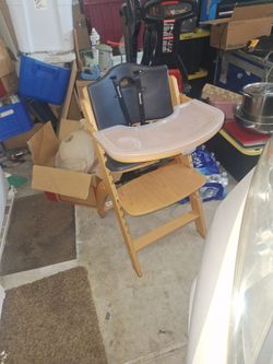 Almost new Baby Beyond High Chair.