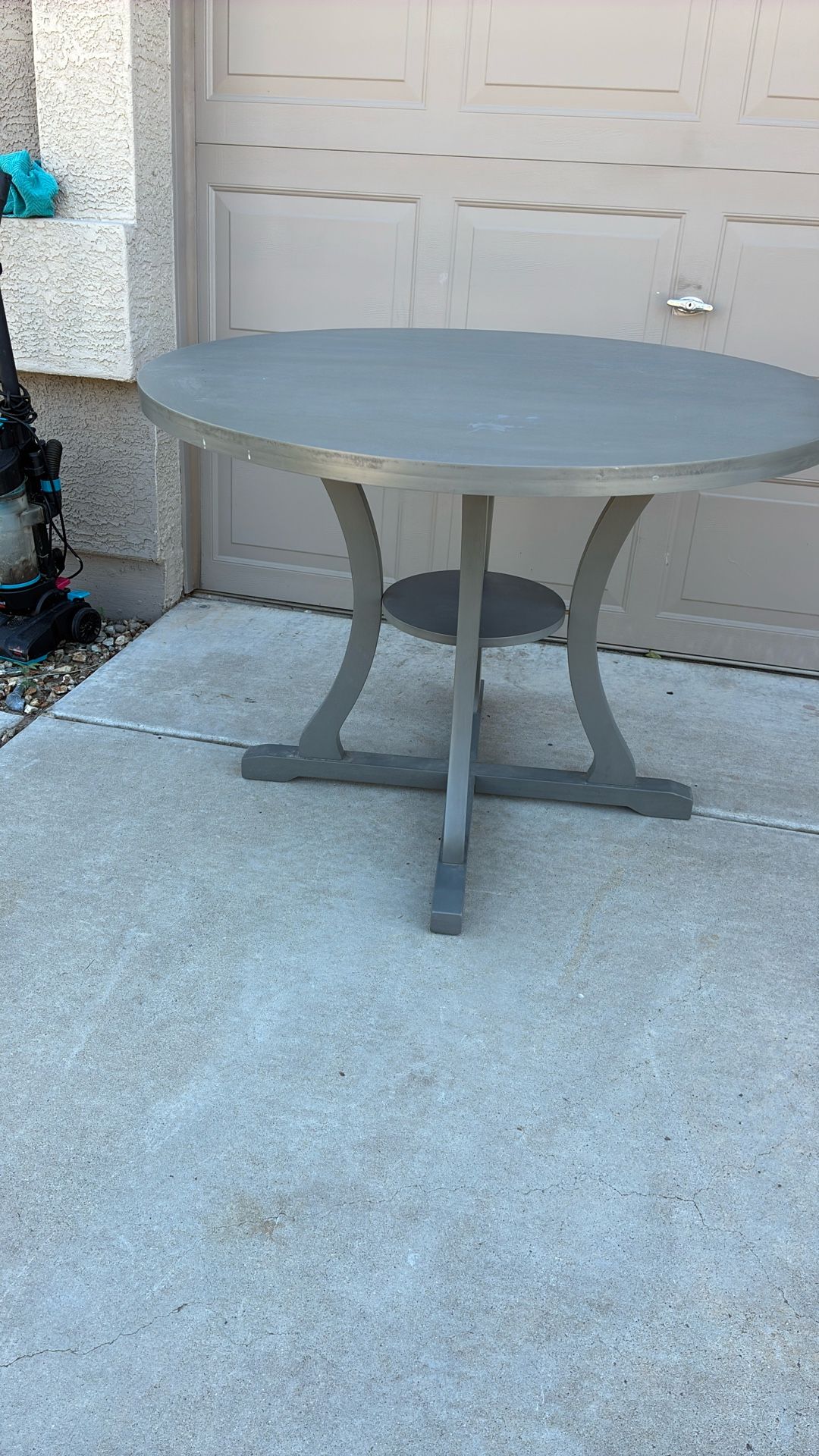 Grey Wood Round Dining Table 42”