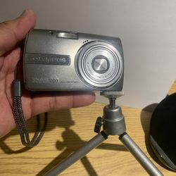 Olympus Stylus 1000 All Weather Digital Camera