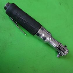 1/4 in Snap On Air Ratchet