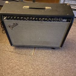 Fender Amplifier 