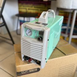 YESWELDER CUT-55DS PLASMA CUTTER DUAL VOLTAGE MACHINE 110/220V  Technology: Features a 55Amp non-touch pilot arc, allowing it to cut through rough, pa