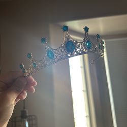 Blue Crown