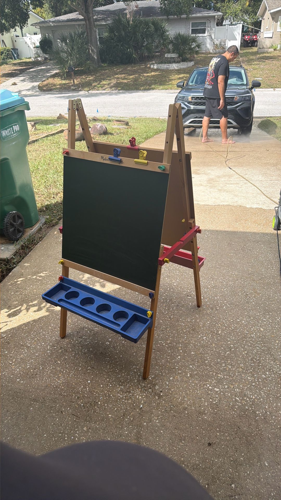 Kids Melissa & Doug Art easel