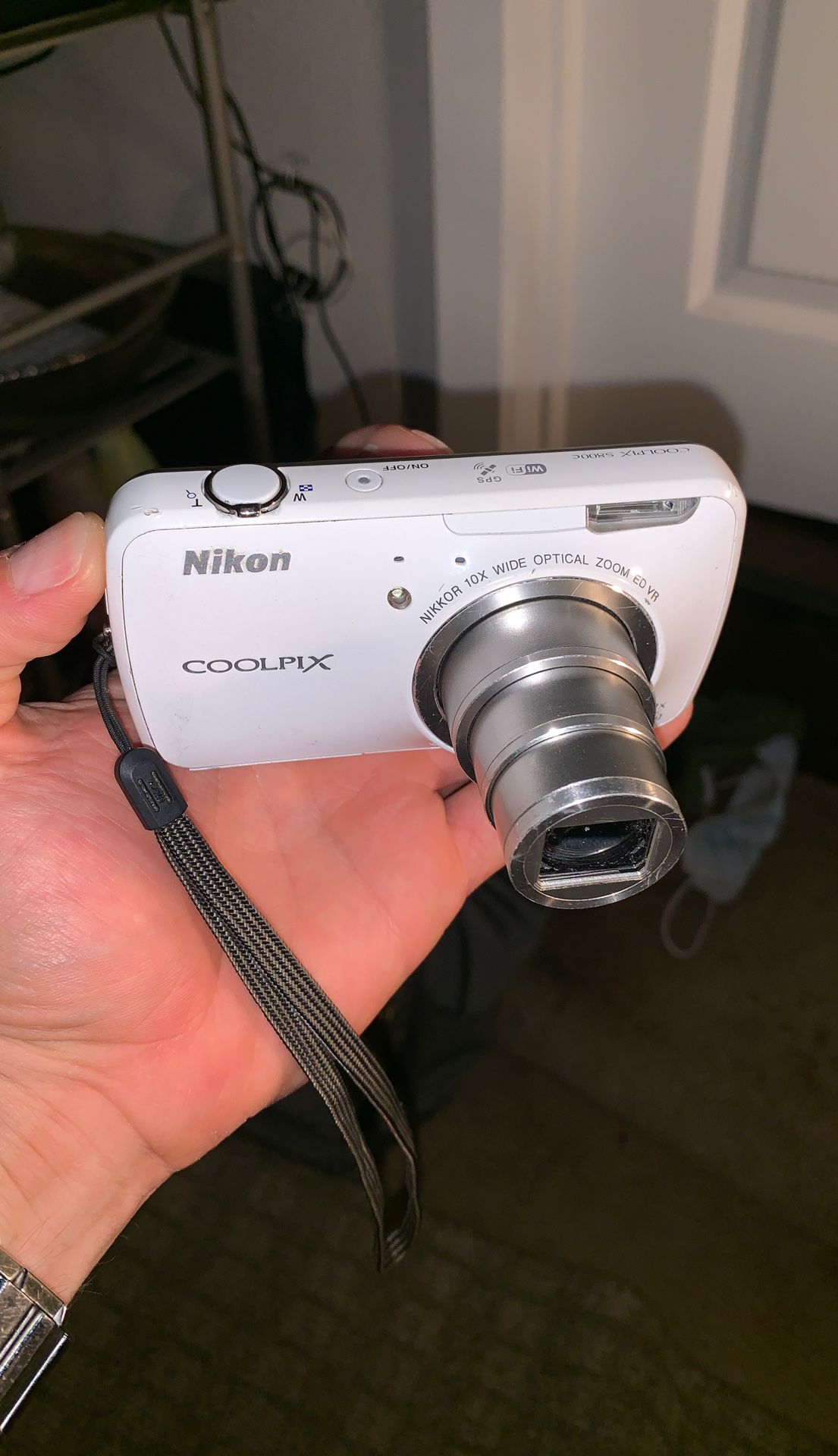 Nikon COOLPIX S800c WiFi-GPS10x wide 16 megapixel