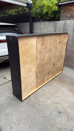 Full size bed