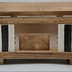 Handmade Wooden Retro TV Phone Stand – Mid-Century Modern Smartphone Viewer