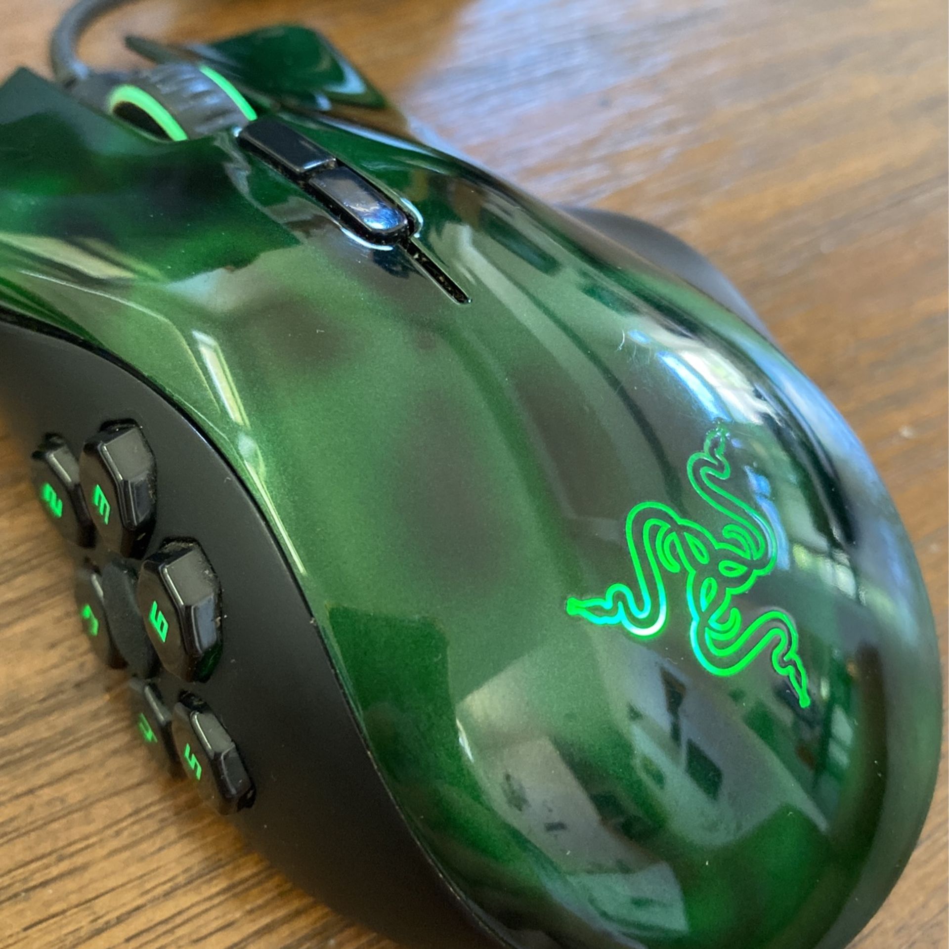 Razer Naga Hex Moba / Action RPG Wired Gaming Mouse In Green RZ01-0075
