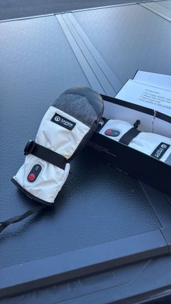 Heated Snow Gloves