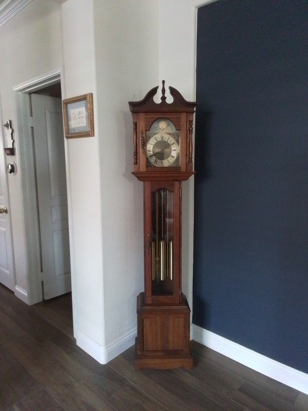 Emperor Grandmother Clock