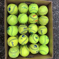 Baden Fire Softballs 12”
