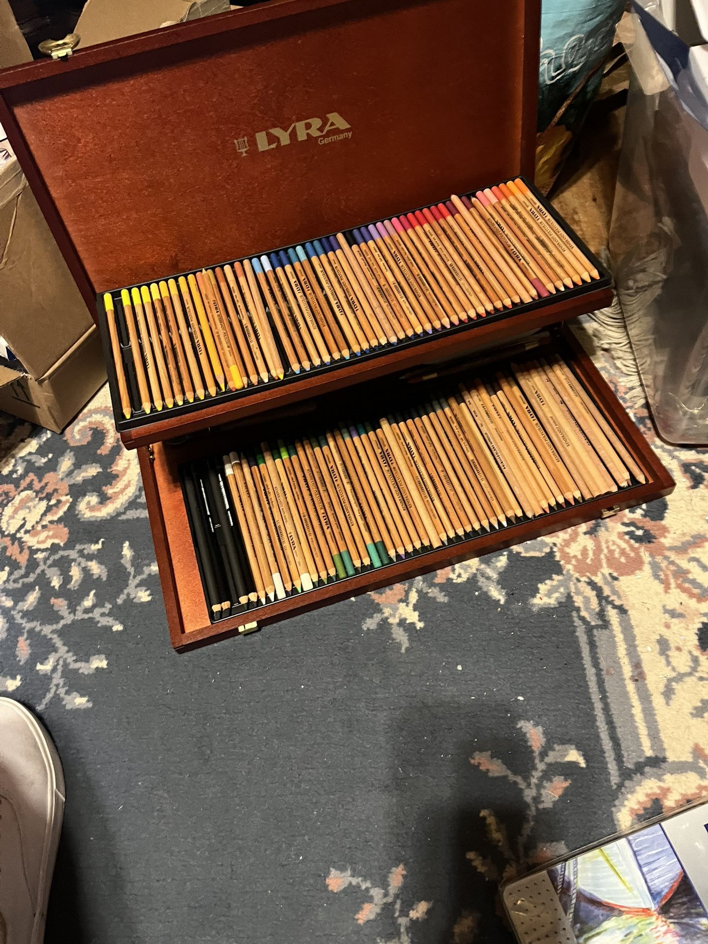 Lyra 100 Colored Pencils 