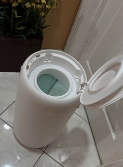 Munchkin Flex Diaper Pail