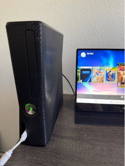Xbox 360 Slim Console with Carbon Fiber Skin RGH